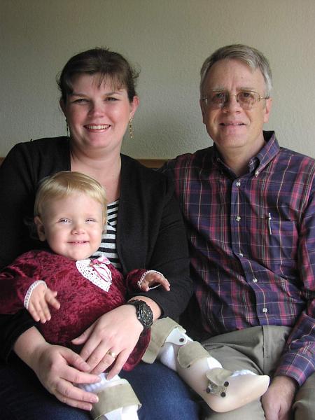 1-11.JPG - Mom, Dad and Kika.