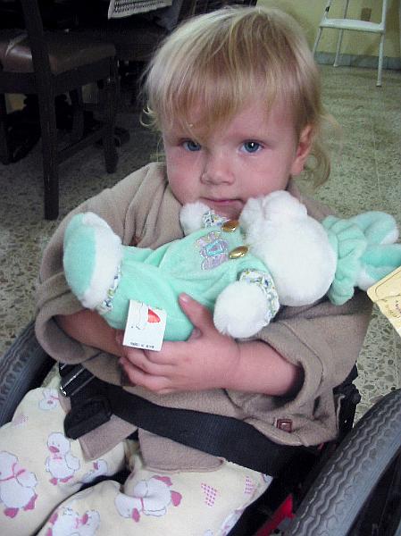 2-13.JPG - A Christmas present from our next door neighbor.