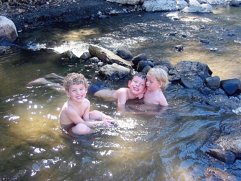 2-16.JPG - On a family outing we visited a park called Bosque de la Primavera. It has a small river that runs through it with hot water, so needless to say, the kids loved it!